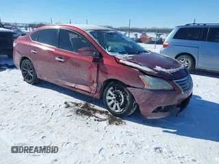 2015 Nissan Sentra SV z VIN 3N1AB7AP7FY216691, wystawiony jako IAAI lot #41580896 z przebiegiem 183 792 mil mil oraz . Historia ofert i sprzedaży dostępna na DreamBid. Obrazek 1.