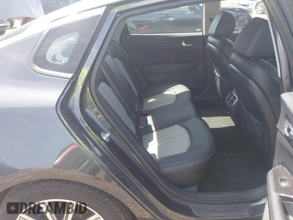 2019 Kia Optima EX with VIN 5XXGU4L19KG307229, listed as a IAAI auction lot 42159106 with 42,412 mi miles. Bid and sale history available at carsss.com. Image 8.