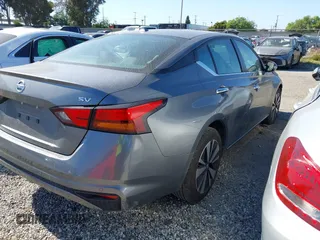 2022 Nissan Altima SV with VIN 1N4BL4DVXNN337482, listed as a IAAI auction lot 41803792 with 56,937 mi miles and . Bid and sale history available at carsss.com. Image 4.