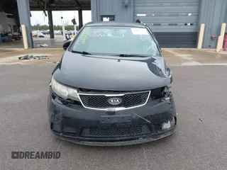 2010 Kia Forte EX z VIN KNAFU4A24A5053811, wystawiony jako IAAI lot #41902815 z przebiegiem 149 868 mil mil oraz . Historia ofert i sprzedaży dostępna na DreamBid. Obrazek 12.