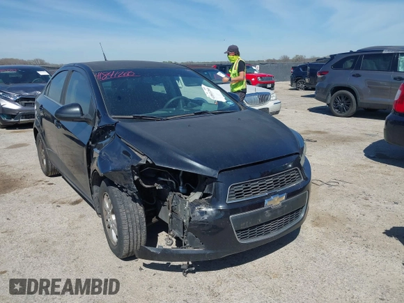 2014 Chevrolet Sonic LT with VIN 1G1JC5SH1E4243143, listed as a IAAI auction lot 41841260 with 170,514 mi miles and . Bid and sale history available at DreamBid. Image 1.