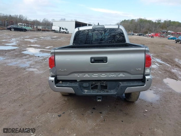 2019 Toyota Tacoma 4WD SR with VIN 3TMGZ5AN8KM259475, listed as a IAAI auction lot 41569810 with 61,405 mi miles. Bid and sale history available at carsss.com. Image 16.