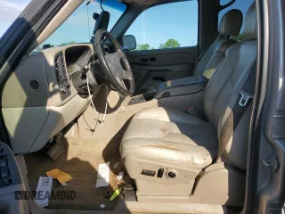 2004 Chevrolet Tahoe LT z VIN 1GNEK13Z34J239422, wystawiony jako Copart lot #54661015 z przebiegiem 421 131 mil mil oraz Szkoda całkowita • Salvage title. Historia ofert i sprzedaży dostępna na DreamBid. Obrazek 7.