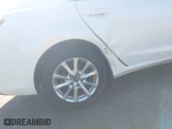 2014 Mazda 6 i Sport with VIN JM1GJ1U58E1105376, listed as a IAAI auction lot 42024402 with 124,233 mi miles. Bid and sale history available at carsss.com. Image 19.