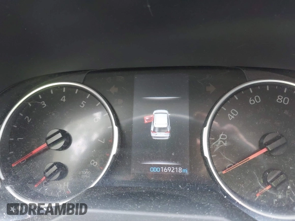 2019 Toyota RAV4 LE with VIN JTMH1RFV6KJ006440, listed as a IAAI auction lot 40428772 with 169,218 mi miles. Bid and sale history available at carsss.com. Image 7.