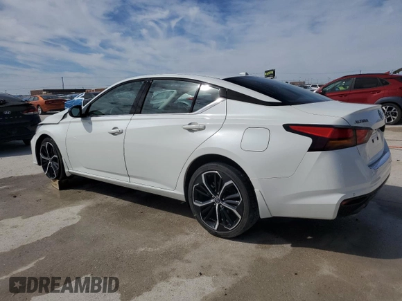 2023 Nissan Altima SR z VIN 1N4BL4CV9PN389352, wystawiony jako Copart lot #49102345 z przebiegiem 42 227 mil mil oraz Czysty tytuł • Clean title. Historia ofert i sprzedaży dostępna na DreamBid. Obrazek 2.