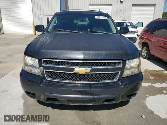 2011 Chevrolet Suburban LS z VIN 1GNSCHE0XBR383295, wystawiony jako Copart lot #60819305 z przebiegiem 133 643 mil mil oraz Szkoda całkowita • Salvage title. Historia ofert i sprzedaży dostępna na DreamBid. Obrazek 5.