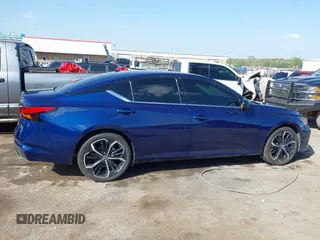 2023 Nissan Altima SR z VIN 1N4BL4CV0PN345188, wystawiony jako IAAI lot #42034378 z przebiegiem 65 305 mil mil oraz . Historia ofert i sprzedaży dostępna na DreamBid. Obrazek 13.