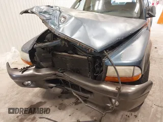 2002 Dodge Durango Sport with VIN 1B4HS38N22F157136, listed as a IAAI auction lot 41396481 with 186,039 mi miles. Bid and sale history available at carsss.com. Image 6.