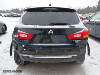 2018 Mitsubishi Outlander Sport SEL 2.4 with VIN JA4AR4AW9JZ026012, listed as a IAAI auction lot 41163120 with 127,166 mi miles. Bid and sale history available at carsss.com. Image 6.