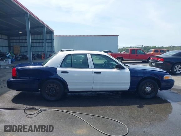 2008 Ford Police Interceptor with VIN 2FAHP71V38X172561, listed as a IAAI auction lot 41907329 with Not provided miles and . Bid and sale history available at DreamBid. Image 13.