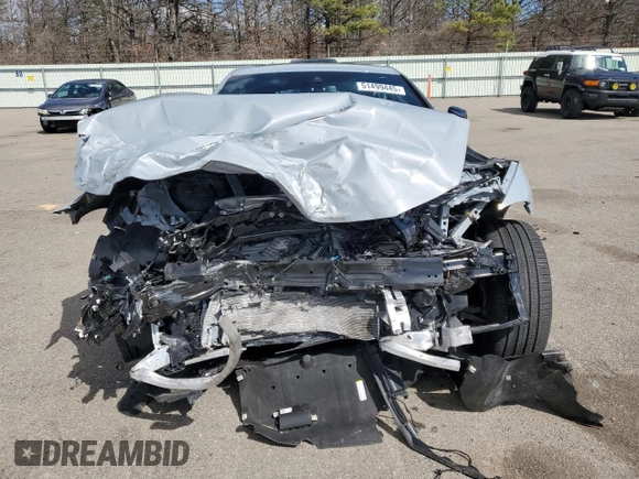 2023 BMW i4 M50 z VIN WBY33AW03PFR42535, wystawiony jako Copart lot #51499445 z przebiegiem 15 248 mil mil oraz Szkoda całkowita • Salvage title. Historia ofert i sprzedaży dostępna na DreamBid. Obrazek 5.