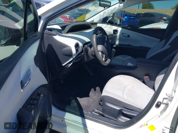 2016 Toyota Prius Two with VIN JTDKBRFU0G3514134, listed as a IAAI auction lot 41867373 with 227,963 mi miles and . Bid and sale history available at DreamBid. Image 5.