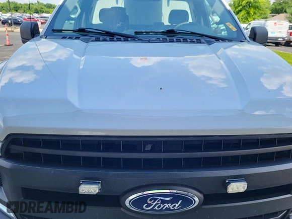 2018 Ford F-150 XL with VIN 1FTNF1E52JKE87531, listed as a IAAI auction lot 42740984 with 121,670 mi miles and . Bid and sale history available at DreamBid. Image 30.