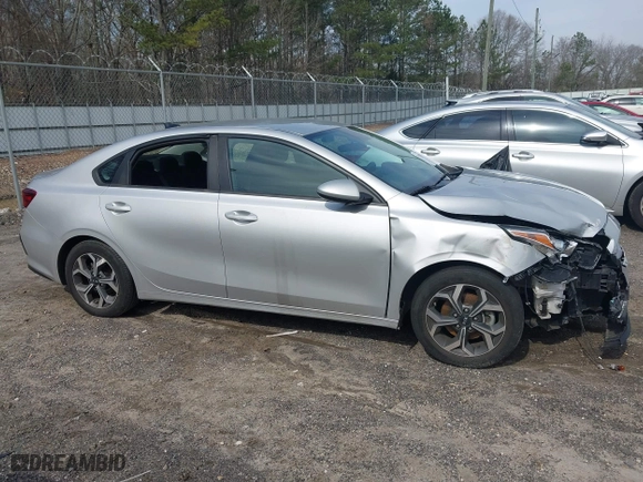 2020 Kia Forte LXS with VIN 3KPF24AD6LE182585, listed as a IAAI auction lot 41790230 with 83,227 mi miles. Bid and sale history available at carsss.com. Image 14.