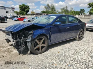 2019 Nissan Altima 2.5 S with VIN 1N4BL4BV2KC130563, listed as a Copart auction lot 52283975 with 189,163 mi miles and Non Repairable. Bid and sale history available at carsss.com. Image 1.