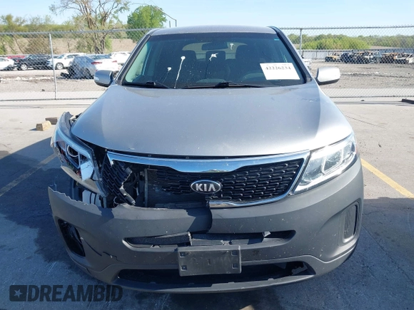 2014 Kia Sorento LX z VIN 5XYKT3A67EG467311, wystawiony jako IAAI lot #42226234 z przebiegiem 220 422 mil mil oraz . Historia ofert i sprzedaży dostępna na DreamBid. Obrazek 12.