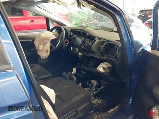 2015 Honda Fit EX-L with VIN 3HGGK5H8XFM762257, listed as a IAAI auction lot 42398067 with Not provided miles and . Bid and sale history available at DreamBid. Image 5.