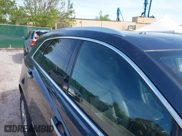 2020 Cadillac XT5 Premium Luxury AWD with VIN 1GYKNDRS1LZ198880, listed as a IAAI auction lot 42059021 with 95,279 mi miles and . Bid and sale history available at DreamBid. Image 19.