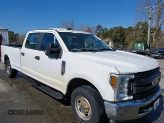 2019 Ford Super Duty F-250 SRW XL with VIN 1FT7W2A65KEF95185, listed as a IAAI auction lot 41615970 with 68,278 mi miles. Bid and sale history available at carsss.com. Image 1.