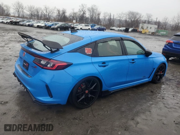2023 Honda Civic Type R z VIN JHMFL5G40PX000099, wystawiony jako Copart lot #83326014 z przebiegiem 13 741 mil mil oraz Szkoda całkowita • Salvage title. Historia ofert i sprzedaży dostępna na DreamBid. Obrazek 3.