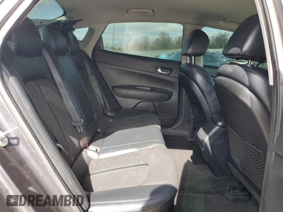 2019 Kia Optima LX with VIN 5XXGT4L3XKG324917, listed as a Copart auction lot 46476185 with 139,357 mi miles and Non Repairable. Bid and sale history available at carsss.com. Image 10.