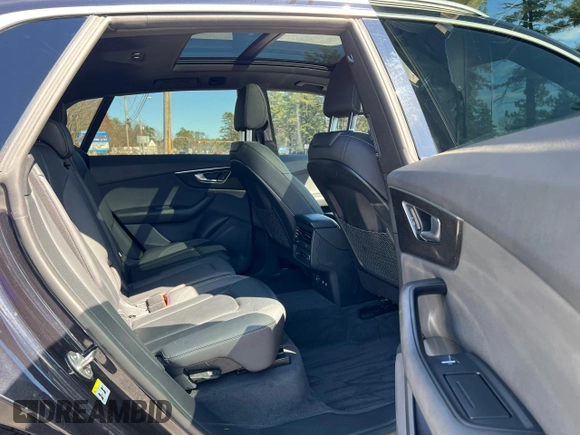 2019 Audi Q8 Premium with VIN WA1AVAF17KD016018, listed as a Copart auction lot 53399285 with 109,846 mi miles and Clean Title. Bid and sale history available at carsss.com. Image 6.