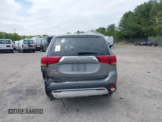 2020 Mitsubishi Outlander SE z VIN JA4AD3A37LZ044719, wystawiony jako IAAI lot #39303659 z przebiegiem 86 662 mil mil oraz . Historia ofert i sprzedaży dostępna na DreamBid. Obrazek 15.