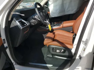 2025 BMW X7 xDrive40i z VIN 5UX23EM05S9W54965, wystawiony jako Copart lot #53542995 z przebiegiem 2 472 mil mil oraz Szkoda całkowita • Salvage title. Historia ofert i sprzedaży dostępna na DreamBid. Obrazek 7.