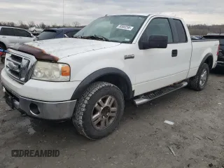 2008 Ford F-150 STX z VIN 1FTRX14W08FC29858, wystawiony jako Copart lot #50983295 z przebiegiem 195 881 mil mil oraz Czysty tytuł • Clean title. Historia ofert i sprzedaży dostępna na DreamBid. Obrazek 1.