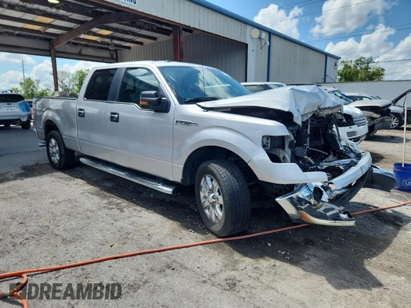 2013 Ford F-150 XL with VIN 1FTFW1CFXDFA77959, listed as a Copart auction lot 62317545 with 132,472 mi miles and Salvage title. Bid and sale history available at DreamBid. Image 4.