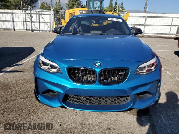 2018 BMW M2 z VIN WBS1J5C5XJVD36759, wystawiony jako Copart lot #81951654 z przebiegiem 41 701 mil mil oraz Szkoda całkowita • Salvage title. Historia ofert i sprzedaży dostępna na DreamBid. Obrazek 5.