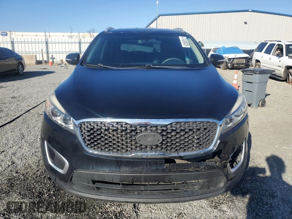 2016 Kia Sorento LX with VIN 5XYPG4A36GG015746, listed as a Copart auction lot 47434935 with 239,595 mi miles and Salvage Title. Bid and sale history available at DreamBid. Image 5.