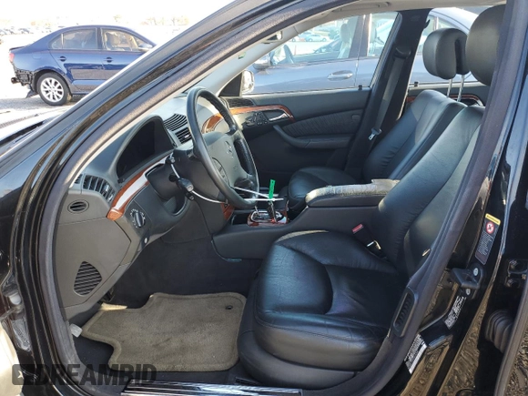 2004 Mercedes-Benz S 430 z VIN WDBNG70J94A424360, wystawiony jako Copart lot #79315204 z przebiegiem Nie podano mil oraz Szkoda całkowita • Salvage title. Historia ofert i sprzedaży dostępna na DreamBid. Obrazek 7.