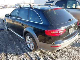 2016 Audi allroad Premium Plus with VIN WA1UFAFL1GA004029, listed as a IAAI auction lot 41372797 with 170,204 mi miles. Bid and sale history available at carsss.com. Image 3.