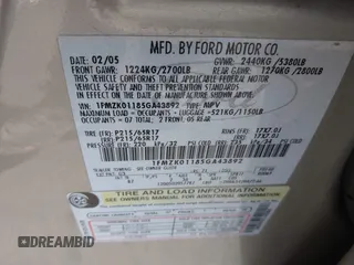 2005 Ford Freestyle SE with VIN 1FMZK01185GA43892, listed as a IAAI auction lot 41643495 with 183,896 mi miles. Bid and sale history available at carsss.com. Image 9.