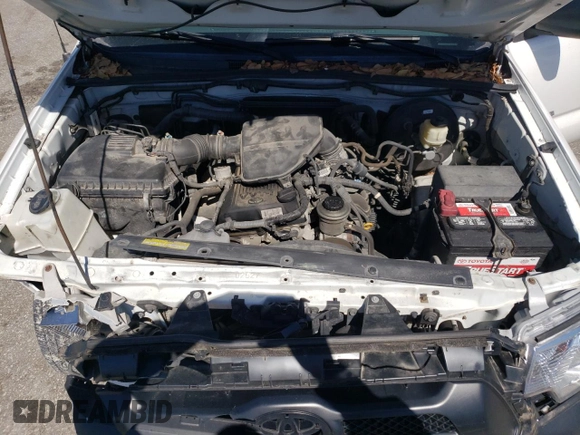 2014 Toyota Tacoma with VIN 5TFTX4CN2EX045804, listed as a Copart auction lot 49377795 with 185,779 mi miles and Salvage title. Bid and sale history available at DreamBid. Image 11.