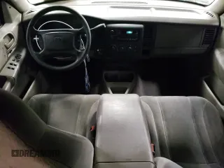 2004 Dodge Dakota Sport z VIN 1D7HG38N34S508009, wystawiony jako Copart lot #42217205 z przebiegiem 168 446 mil mil oraz Szkoda całkowita • Salvage title. Historia ofert i sprzedaży dostępna na DreamBid. Obrazek 8.