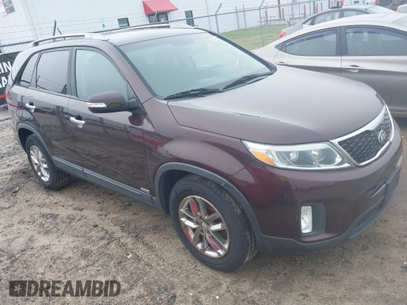 2015 Kia Sorento LX with VIN 5XYKTDA76FG565178, listed as a IAAI auction lot 42196426 with 160,933 mi miles. Bid and sale history available at carsss.com. Image 1.