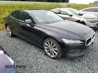 2019 Volvo S60 Momentum with VIN 7JR102FK4KG002080, listed as a Copart auction lot 52478934 with 54,852 mi miles. Bid and sale history available at carsss.com. Image 4.