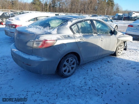 2012 Mazda Mazda3 i Sport with VIN JM1BL1UG3C1582493, listed as a IAAI auction lot 41456176 with NaN miles. Bid and sale history available at carsss.com. Image 4.