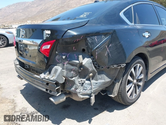 2017 Nissan Altima SV with VIN 1N4AL3AP7HC224570, listed as a IAAI auction lot 42620176 with 81,032 mi miles and . Bid and sale history available at DreamBid. Image 6.