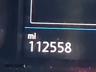 2018 Volkswagen Atlas SE z VIN 1V2LR2CA1JC515168, wystawiony jako IAAI lot #42024499 z przebiegiem 112 558 mil mil oraz . Historia ofert i sprzedaży dostępna na DreamBid. Obrazek 16.
