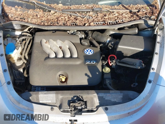 2000 Volkswagen Beetle GLS с VIN 3VWCA21C2YM439205, выставлен на аукционе IAAI как лот 41678418 с пробегом 184 429 миль миль и . История ставок и продаж доступна на DreamBid. Изображение 10.