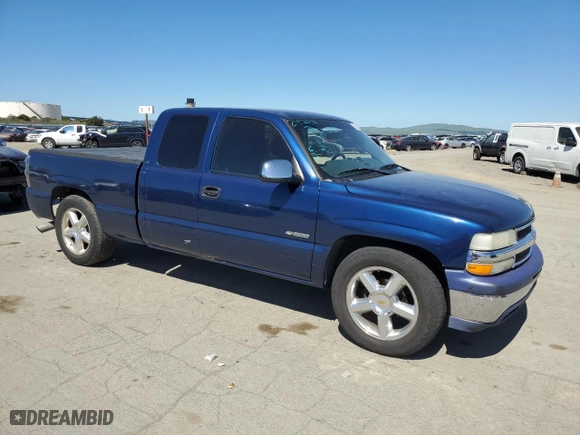 2001 Chevrolet Silverado 1500 LS with VIN 2GCEC19V611371932, listed as a Copart auction lot 50268825 with 297,371 mi miles and Salvage Title. Bid and sale history available at carsss.com. Image 4.