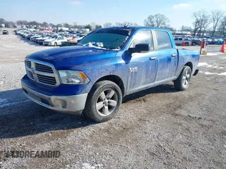 2018 Ram 1500 Big Horn z VIN 3C6RR7LG5JG203226, wystawiony jako IAAI lot #41236613 z przebiegiem 109 110 mil mil oraz . Historia ofert i sprzedaży dostępna na DreamBid. Obrazek 2.