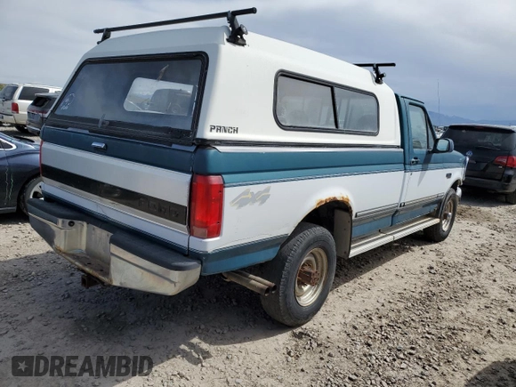 1996 Ford F-250 with VIN 2FTHF26G1TCA14021, listed as a Copart auction lot 54499675 with 0 mi miles and Clean Title. Bid and sale history available at carsss.com. Image 3.