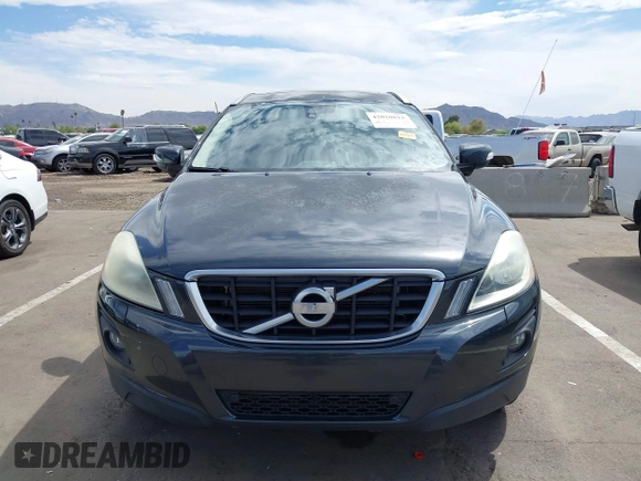 2010 Volvo XC60 3.0T with VIN YV4992DZ8A2120326, listed as a IAAI auction lot 42020822 with 51,911 mi miles. Bid and sale history available at carsss.com. Image 12.