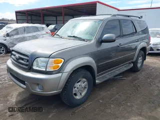 2003 Toyota Sequoia SR5 with VIN 5TDBT44A63S194948, listed as a IAAI auction lot 41865958 with 241,207 mi miles and . Bid and sale history available at DreamBid. Image 2.