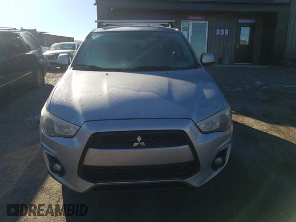 2014 Mitsubishi Outlander Sport SE z VIN 4A4AJ3AU5EE601413, wystawiony jako Copart lot #80014824 z przebiegiem 323 561 mil mil oraz Szkoda całkowita • Salvage title. Historia ofert i sprzedaży dostępna na DreamBid. Obrazek 5.